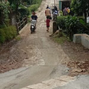 Alhamdulillah, Pengerjaan Drainase dan Jalan Sudah Rampung Tinggal Provisional Hand Over