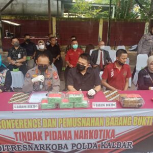 Ditresnarkoba Polda Kalbar Press Conference Dan Pemusnahan Barang Bukti Tindak Pidana Narkotika