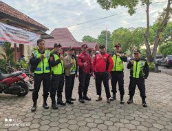 Bantu Pengamanan Gowes, Senkom Mitra Polri Sukoharjo Terjunkan 10 Personil