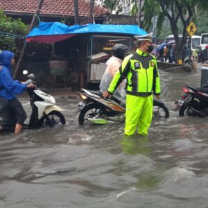 Curah Air Hujan, Jalan Raya Dayeuhkolot Palasari Banjir