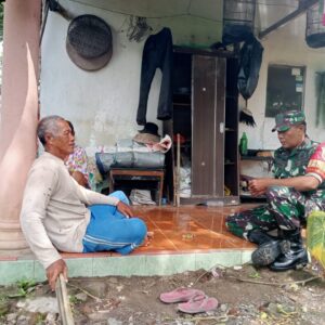 Pererat Hubungan Silaturahmi, Babinsa Koramil Gandusari Anjangsana Ke Rumah Warga Binaannya