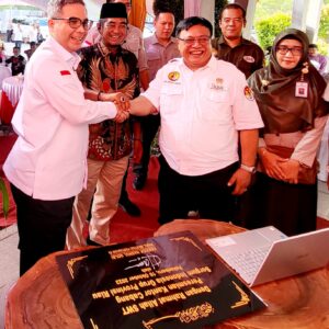 Wakil Mentri Pertanian RI Harvick Hasnul Qolbu Resmikan Kantor Cabang Sorgum Indonesia Grup Propinsi Riau