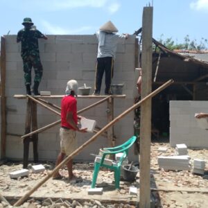 Aksi Nyata TMMD Ke 115 Bangunkan Rumah Tidak Layak Huni di Kecamatan Pebayuran