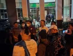 Personil Polis Berhasil Amankan Protes Penolakan Hasil Putusan Sidang Tipikor Pontianak