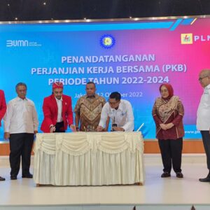 Setelah Menanti 10 Tahun, Manajemen dan Serikat Pekerja PLN Akhirnya Teken Perjanjian Kerja Bersama