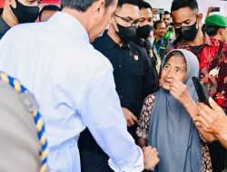 Presiden Jokowi Pastikan Penyaluran BSU dan BLT BBM di Jawa Barat Berjalan Lancar