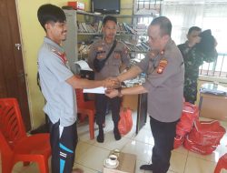 Kapolsek Toba Salurkan Bantuan Sosial Kepada Masyarakat terdampak Banjir diwilayah Desa Bagan Asam