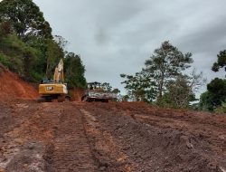 Kejar Target, Satgas TMMD ke-115 Kodim 0311/Pessel Maksimalkan Penggunaan Alat Berat