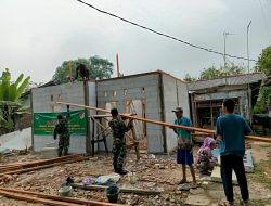 Kodim 0509 Bekasi Dengan Program TMMD Ke 115 Jalin Keharmonisan Bersama Masyarakat Membagun Rumah Tidak Layak Huni Di Desa Kertajaya