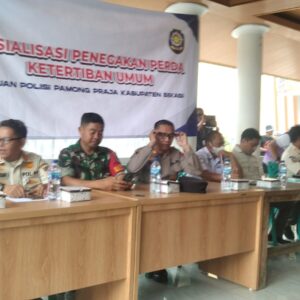 Akibat Banyaknya Bangunan Liar di Bantaran Kali CBL Pemerintah Mengambil Langkah Penegakan Peraturan Daerah