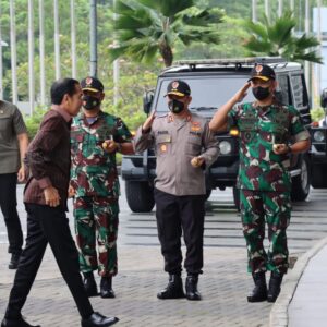 Dandim 0510/Trs Pimpin Apel Pengamanan Kunker Presiden RI