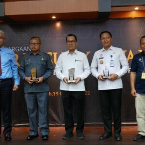 BEREH, KANWIL KEMENKUMHAM ACEH RAIH PENGHARGAAN IKPA TERBAIK TRIWULAN III TAHUN 2022
