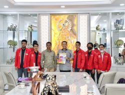 Menerima Liga Mahasiswa, Ketua MPR RI Bamsoet Ajak Generasi Milenial Siapkan Diri Songsong Indonesia Emas 2045