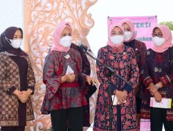 Ibu Iriana Ajak PKK Jambi Sosialisasikan SADARI kepada Masyarakat