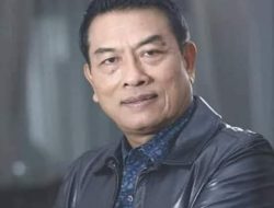 Moeldoko Center Dan Gakorpan Sukses Upacara Penganugerahan Doctor(HC),Ksp.jend TNI.P.DR.DR(HC).Moeldoko Sip.Msi.Unnes Semarang