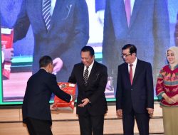 Ketua MPR RI Bamsoet Apresiasi Peluncuran Buku Karya Prof. Dr. Ahmad M. Ramli