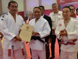 Menpora Zainudin Amali Disematkan Sabuk Dan V Kehormatan Oleh Shinse Yamamato