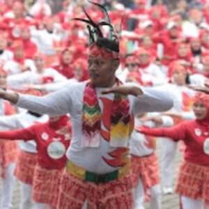 Keberhasilan Senam Poco-Poco Pecahkan Rekor Dunia