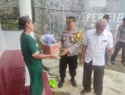 Kabid Humas Polda Jabar : Polisi Tinjau Bencana Tanah Longsor Yang Terjadi di Desa Bojongmurni Ciawi Kabupaten Bogor