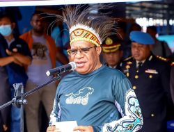 Wamendagri Pimpin Upacara Peringatan Hari Sumpah Pemuda ke-94 di Bawah Laut