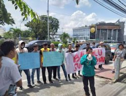 DWP LPPI Sumut Aksi Demo di Kantor Bawaslu Sumut, ini Tuntutannya