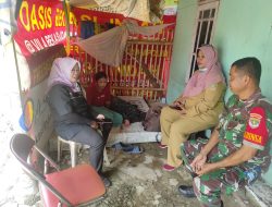 Bentuk Kepedulian Dengan Warganya Babinsa Sambangi Warga Yang Sakit