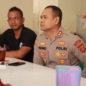 Jumat Curhat, Kapolres Lhokseumawe Serap Informasi dari Masyarakat Sambil Ngopi