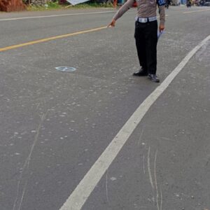 Kecelakaan Libatkan Kendaraan Sepeda Motor Dan Truck di Jalur Puncak