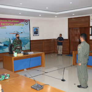 6 Penerbang Tempur TNI AU, Ikuti Smart Weapon Tactical Course