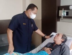 Beri Semangat Untuk Sembuh Sang Pejuang Dhuafa Kunjungi Reporter I News TV Yang Sedang Opname