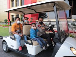 Al Faqih Bocah 4 Tahun Gembira Bersama Kapolda Sumut