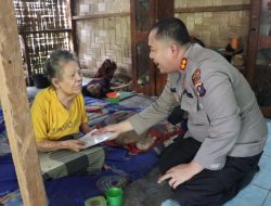 Kapolres Pelabuhan Belawan Berikan Tali Asih Kepada Nek Fatimah