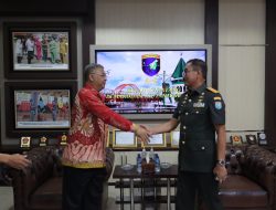 Pandam XII/Tpr Terima Audiensi Dengan Pengurus Provinsi FOBI Kalbar