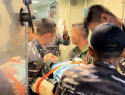 Keberhasilan Pengamanan Laut KTT G20, TNI AL Evakuasi Korban Kapal Terbakar di Perairan Bali