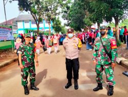 Babinsa Koramil 01 Tambun Pimpin Langsung Jalan Santai HUT PGRI ke 77