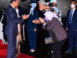 Presiden dan Ibu Iriana Tiba di Solo