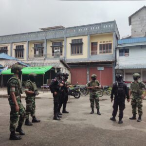 Patroli Gabungan TNI-Polri Ciptakan Sitkamtibmas Yang Kondusif Diwilayah Hukum Polda Kalbar