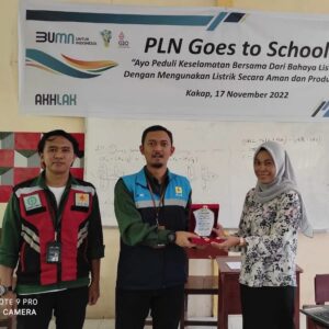 Edukasi Keselamatan Kelistrikan kepada Pelajar, PLN UP3 Pontianak Gelar Program PLN Go To School
