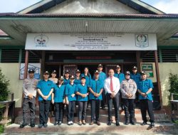 Personil Polmas Quick Wins Presisi, Polres Melawi Jadi Pembina Upacara di Sekolah
