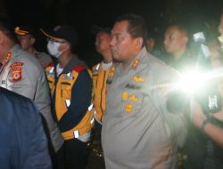 Akibat Tanah Longsor Yang terjadi di Cianjur, Polres Bogor Lakukan Pengalihan Arus Kendaraan di Wilayah Puncak