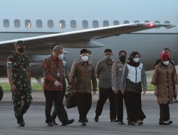 Pangdam XII/Tpr Sambut Kedatangan Wakil Presiden di Kalbar