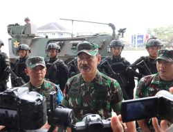 Pangdam XII/Tpr Tinjau Puncak Latihan Pemantapan Raider 641/Bru