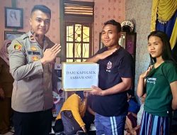 Berbagi Kesesama Polsek Ambawang dan Muspika Berikan Bantuan Sosial Warga Stunting di Desa Teluk Bakung