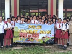 Bersama Jajaran Kapolsek Sungai Betung Sambangi Siswa SDN 03 Kawan