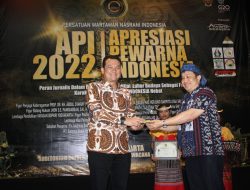 Marthin Manurung Sabet Penghargaan Tokoh Politik Inspiratif