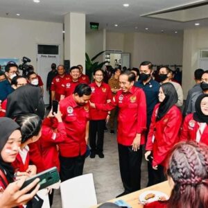 Saat Presiden Kenalkan Menteri dan Staf Khusus Pada Mahasiswa
