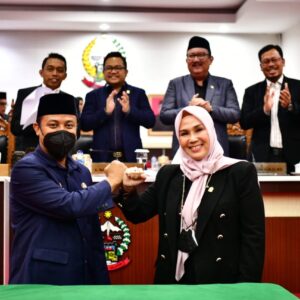 Tok, DPRD-Gubernur Sulsel Teken Persetujuan APBD TA 2023