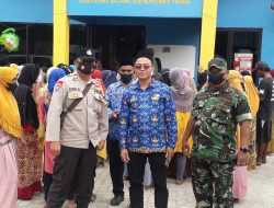 Bhabinkamtibmas Polsek Teluknaga Polres Metro Tangerang Kota Pantau Penyaluran BLT Tahap 2