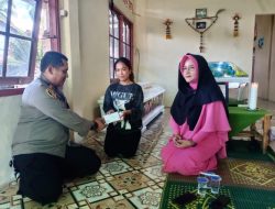Kapolsek Monterado Sambang Rumah Duka Kediaman Warga Yang Meninggal
