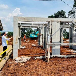 Presiden Tinjau Progres Pembangunan Rumah Tahan Gempa di Cianjur